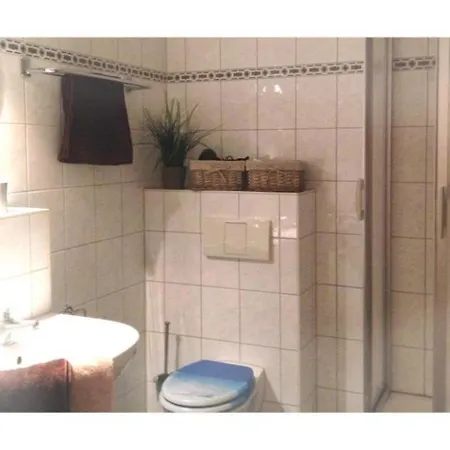 Holiday home 29 - Haus Am See Mit Schoener Terrasse